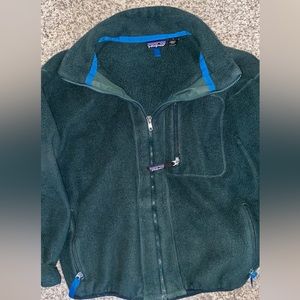 Patagonia Sz L GREEN